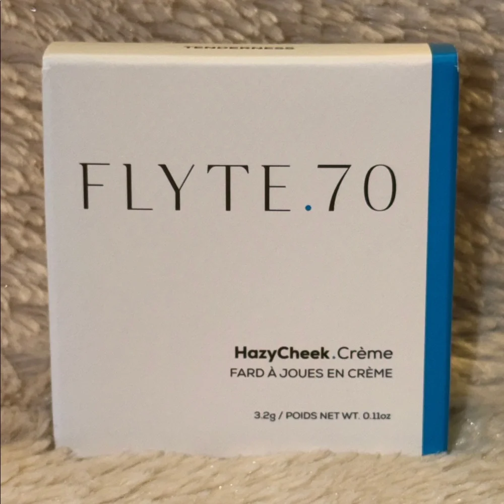 FLYTE.70 HazyCheek Crème Blush